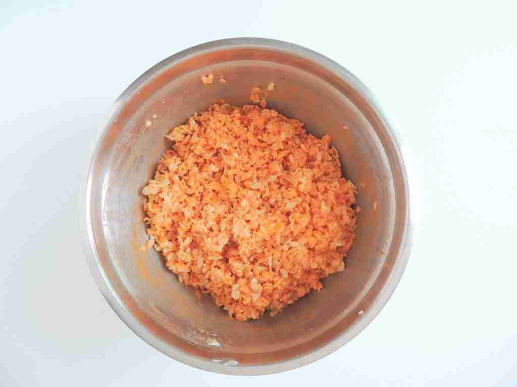 cereal and marshmallow mix